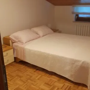 Maras Appartamento Porec
